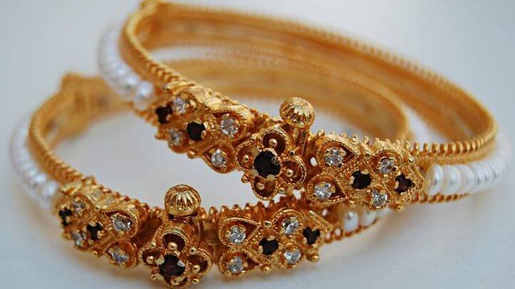 Gold jewelry buyers North Palm Beach. Updated 2025